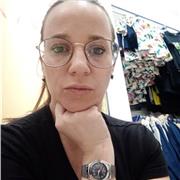 Soy profesora de portugués ( de Brasil) nativo y voy enseñar a chicos y adultos la lengua portuguesa desde el principio en el nivel básico y intermedio. Las classes compreendem gramática, oral y escrita